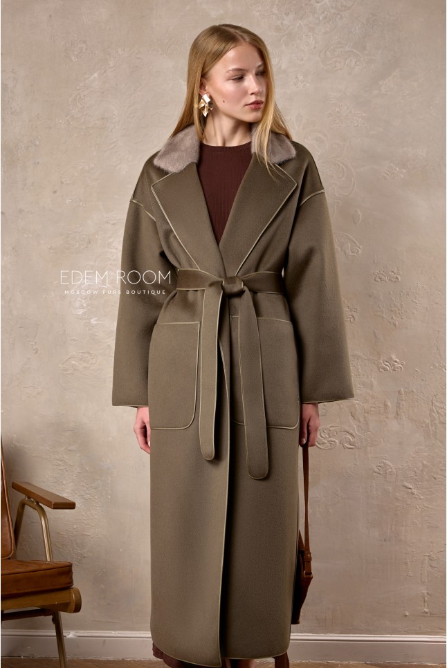 демисезонное пальто с меховым вoротником