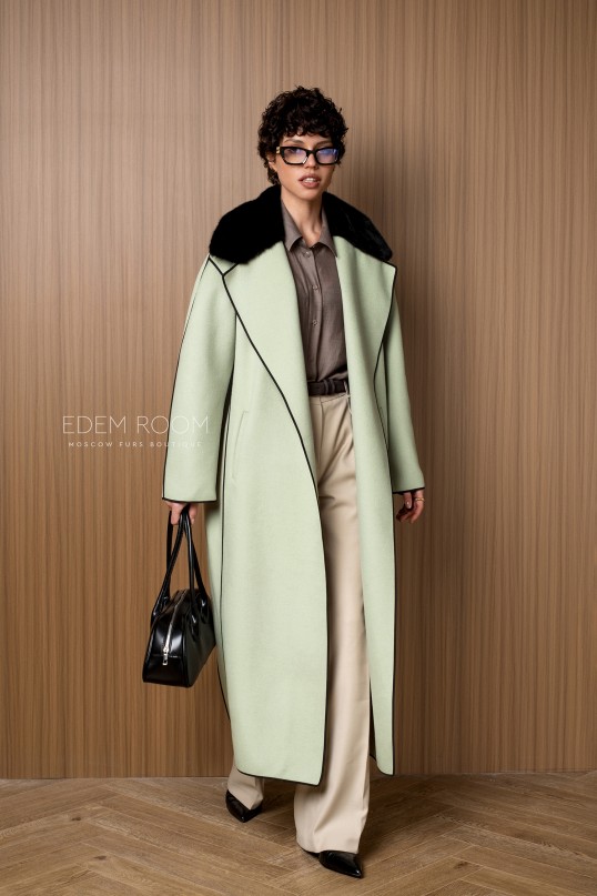 пальто из натуральной шерсти - Италия 