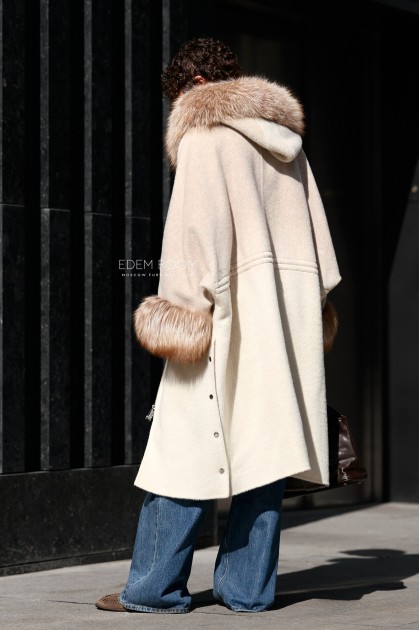 шерстяное пальто с мехом шерстяное пальто с мехом