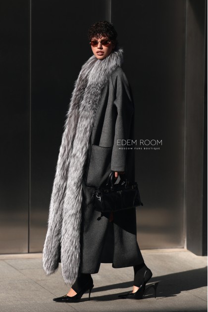 длинное пальто с мехом 