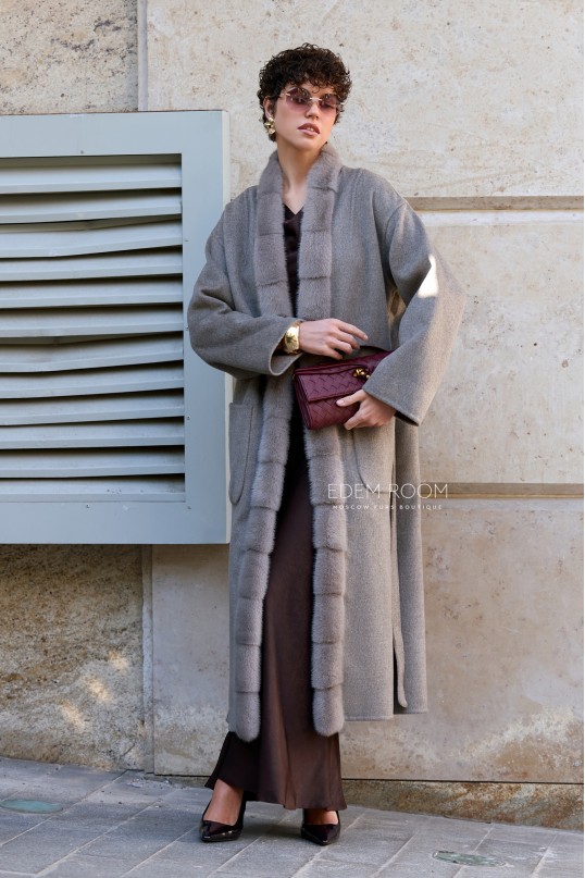 Итальянское пальто в ткани Loro Piano Итальянское пальто в ткани Loro Piano