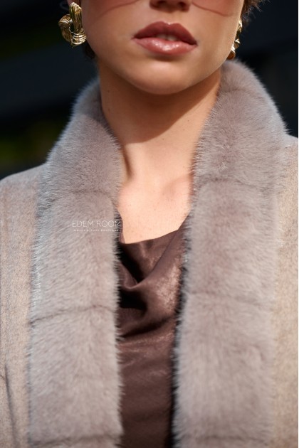 Итальянское пальто в ткани Loro Piano Итальянское пальто в ткани Loro Piano