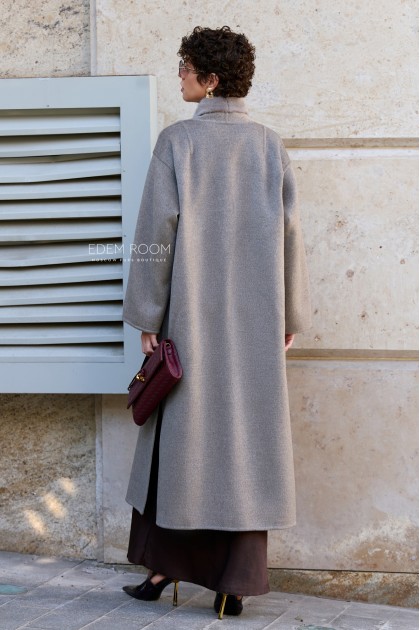 Итальянское пальто в ткани Loro Piano Итальянское пальто в ткани Loro Piano