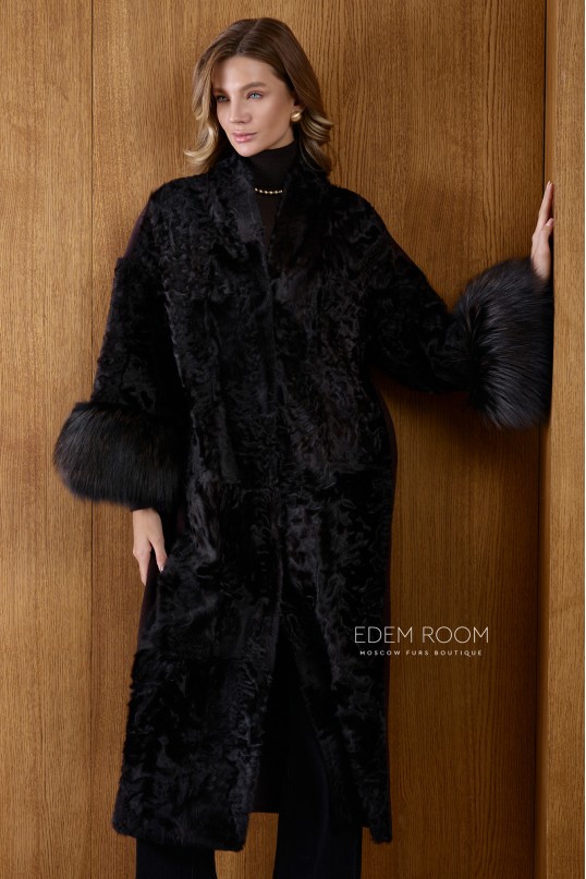 пальто с мехом