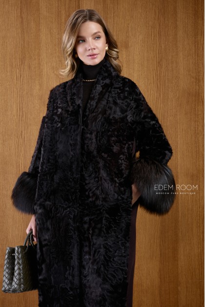пальто с мехом
