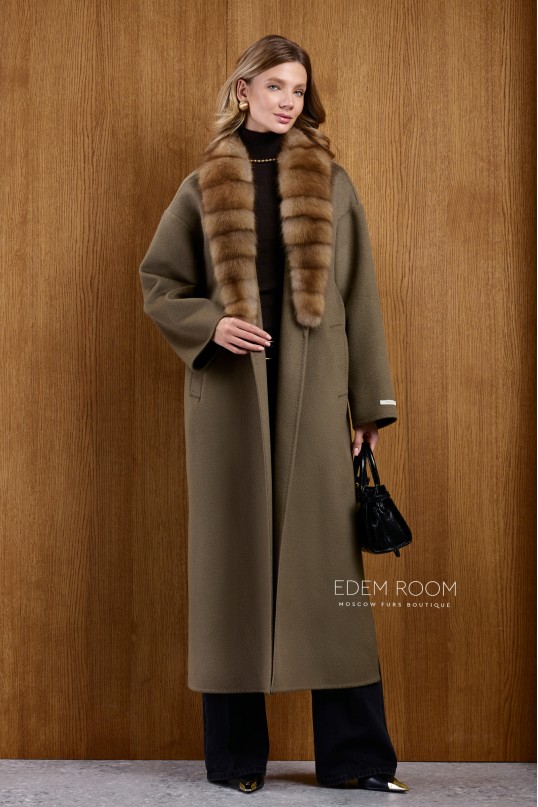 пальто с мехом куницы