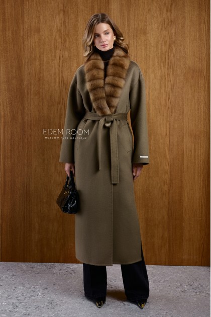 пальто с мехом куницы