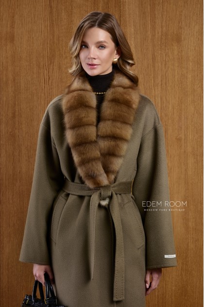 пальто с мехом куницы