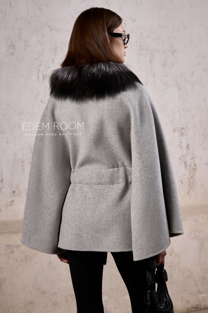 короткое пальто - пончо с мехом