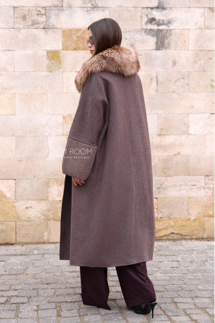 пальто с меховым воротником