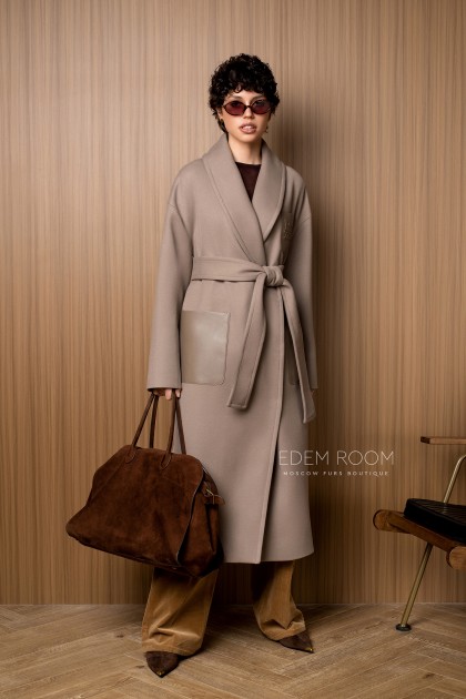 пальто без меха от Donna Bacconi