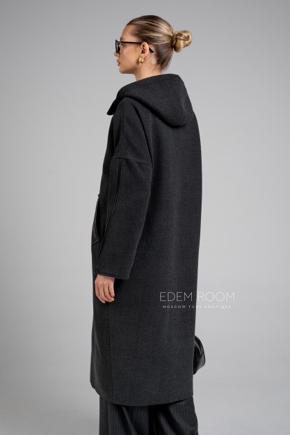 демисезонное пальто с капрюшоном