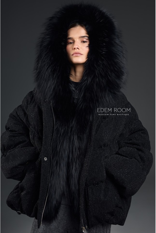 пуховая куртка с капюшоном