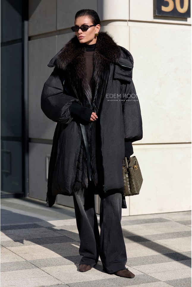 чёрное пуховое пальто с мехом  чёрное пуховое пальто с мехом