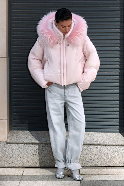 короткий розовый пуховик  короткий розовый пуховик