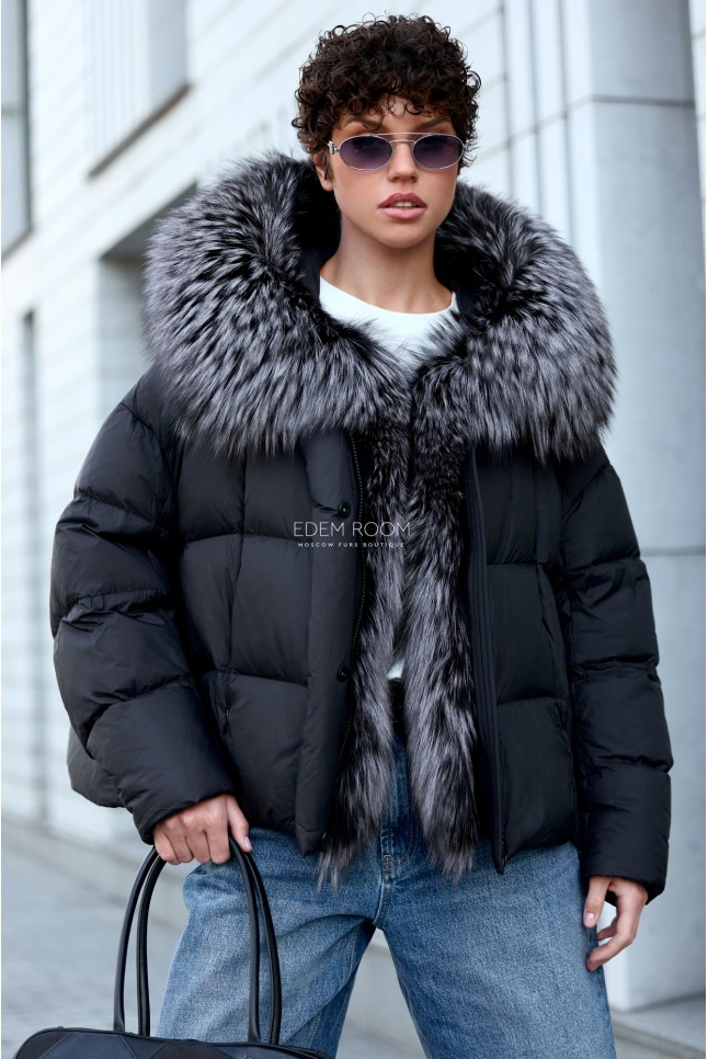 куртка - пуховик с мехом