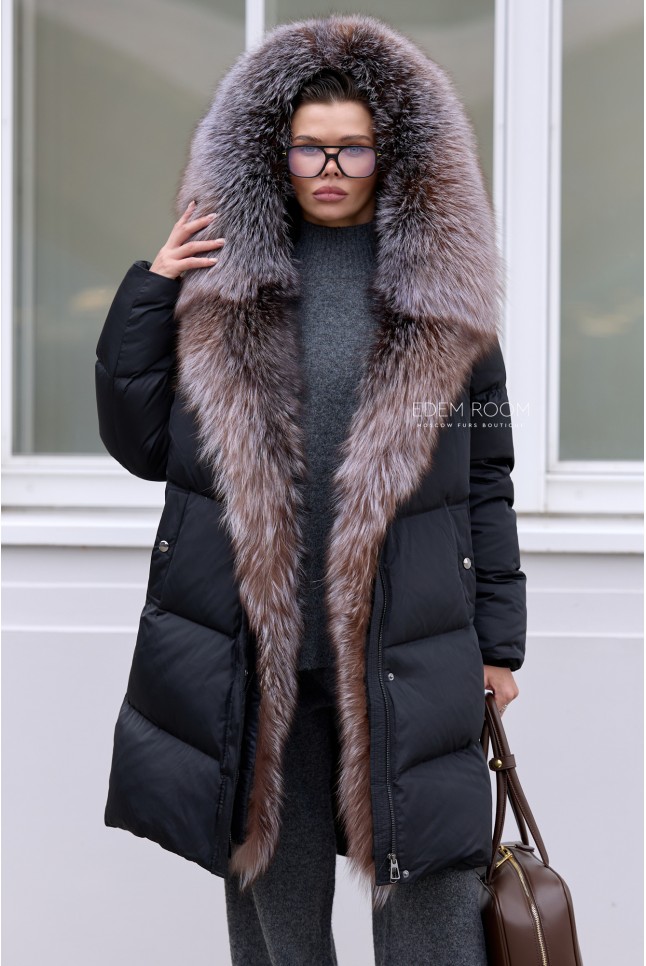 пуховик с густым мехом 