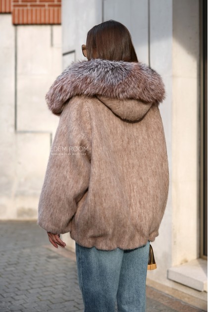 куртка пуховая с меховым капюшоном куртка пуховая с меховым капюшоном