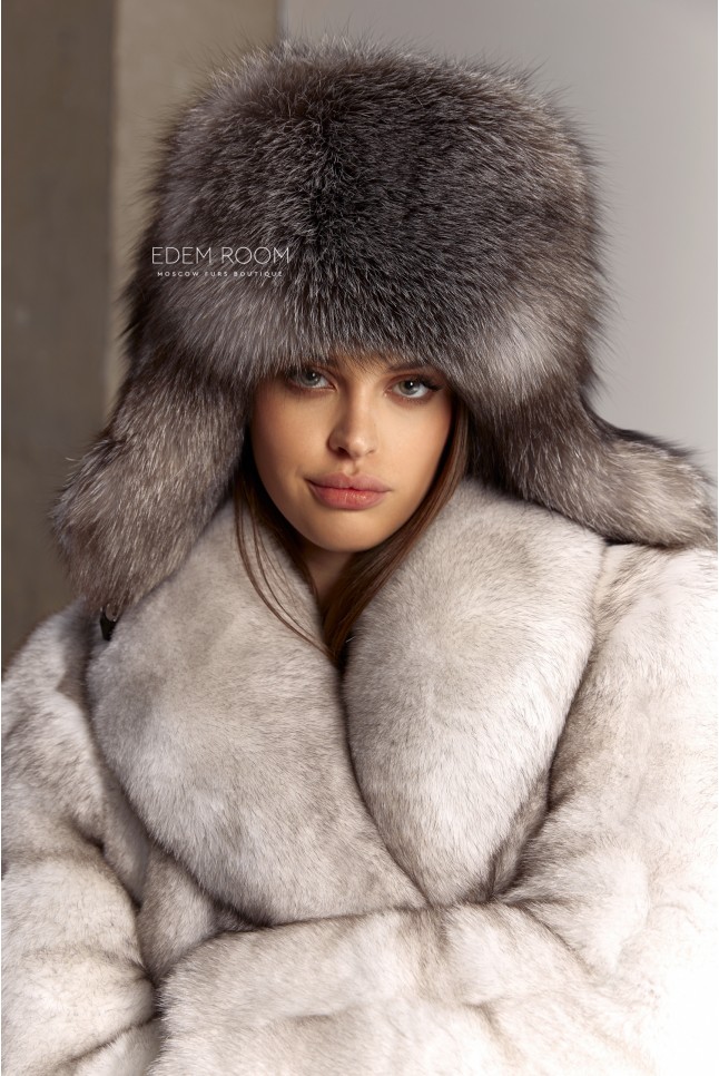 меховая ушанка из чернобурой лисы