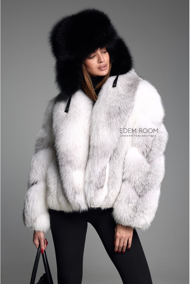 Меховая шапка - ушанка