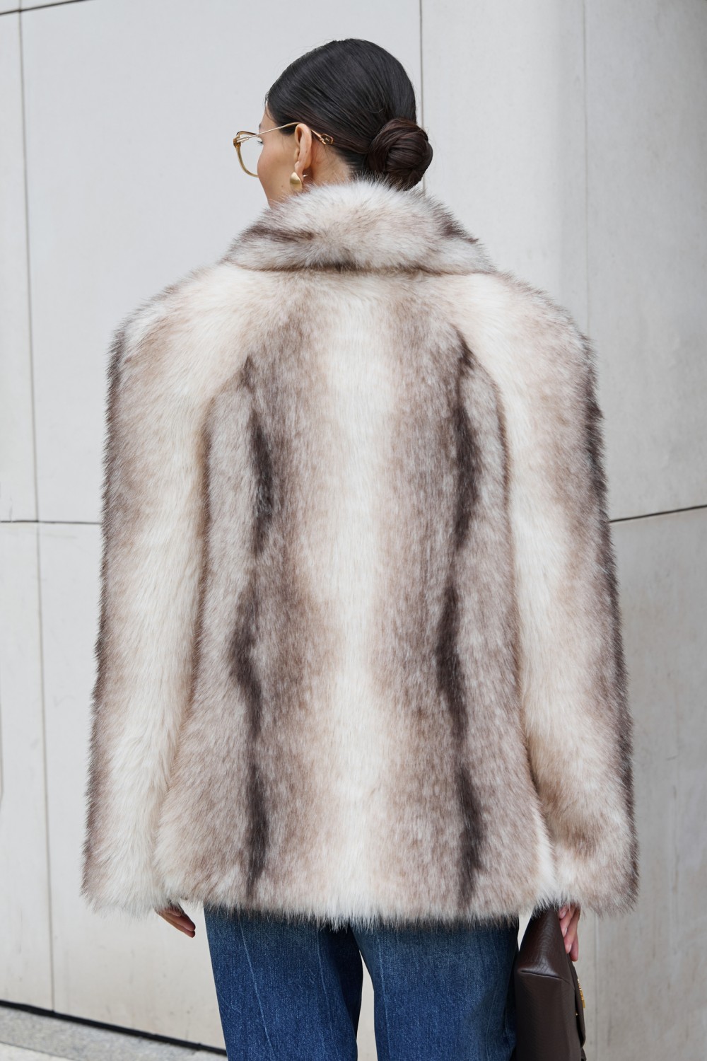 Шуба из экомеха