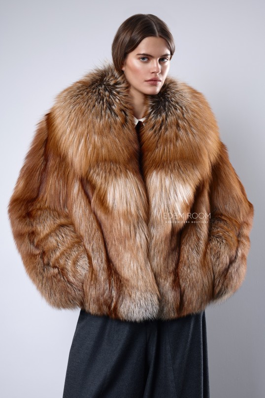 шуба из огненной лисы с воротником