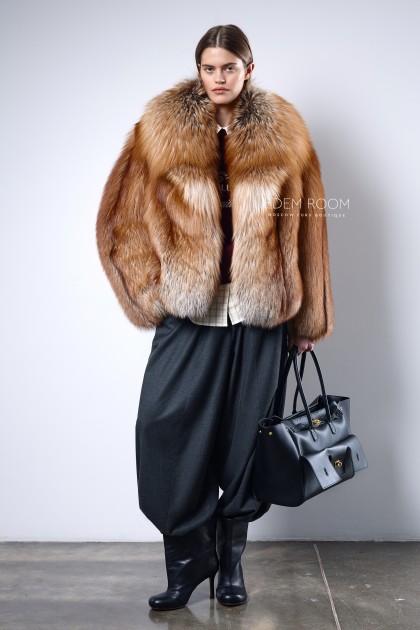 шуба из огненной лисы с воротником