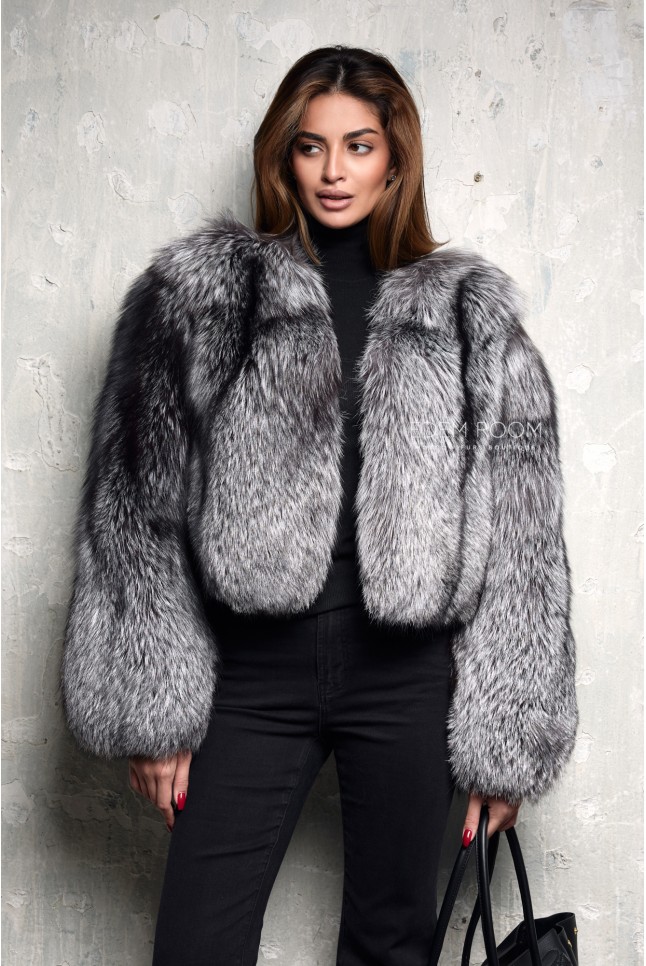 укороченная шубка из чернобурой лисы