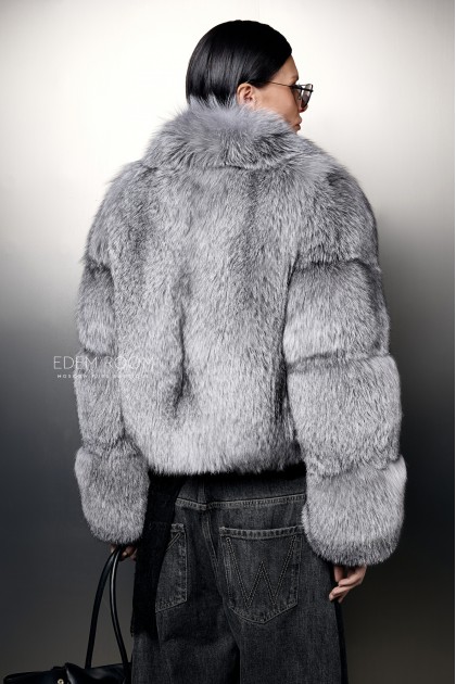 укороченная шуба из серебристой лисы