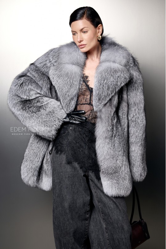 шуба из лисы с воротником