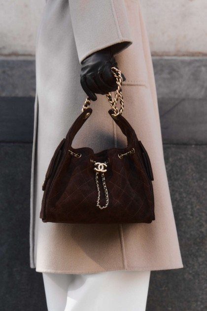 сумка Chanel из замшевой кожи
