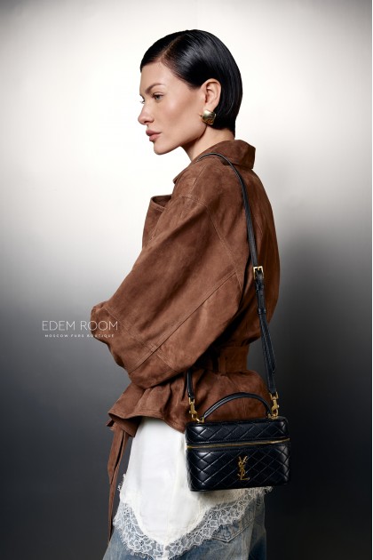 маленькая сумка от брнда YSL