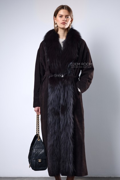 пальто из натуральной замшевой кожи с мехом лисы