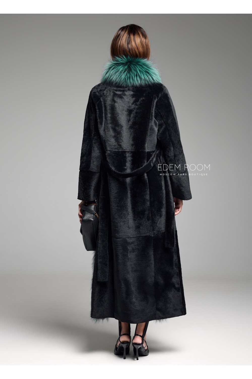 пальто - дублёнка из меха cortos