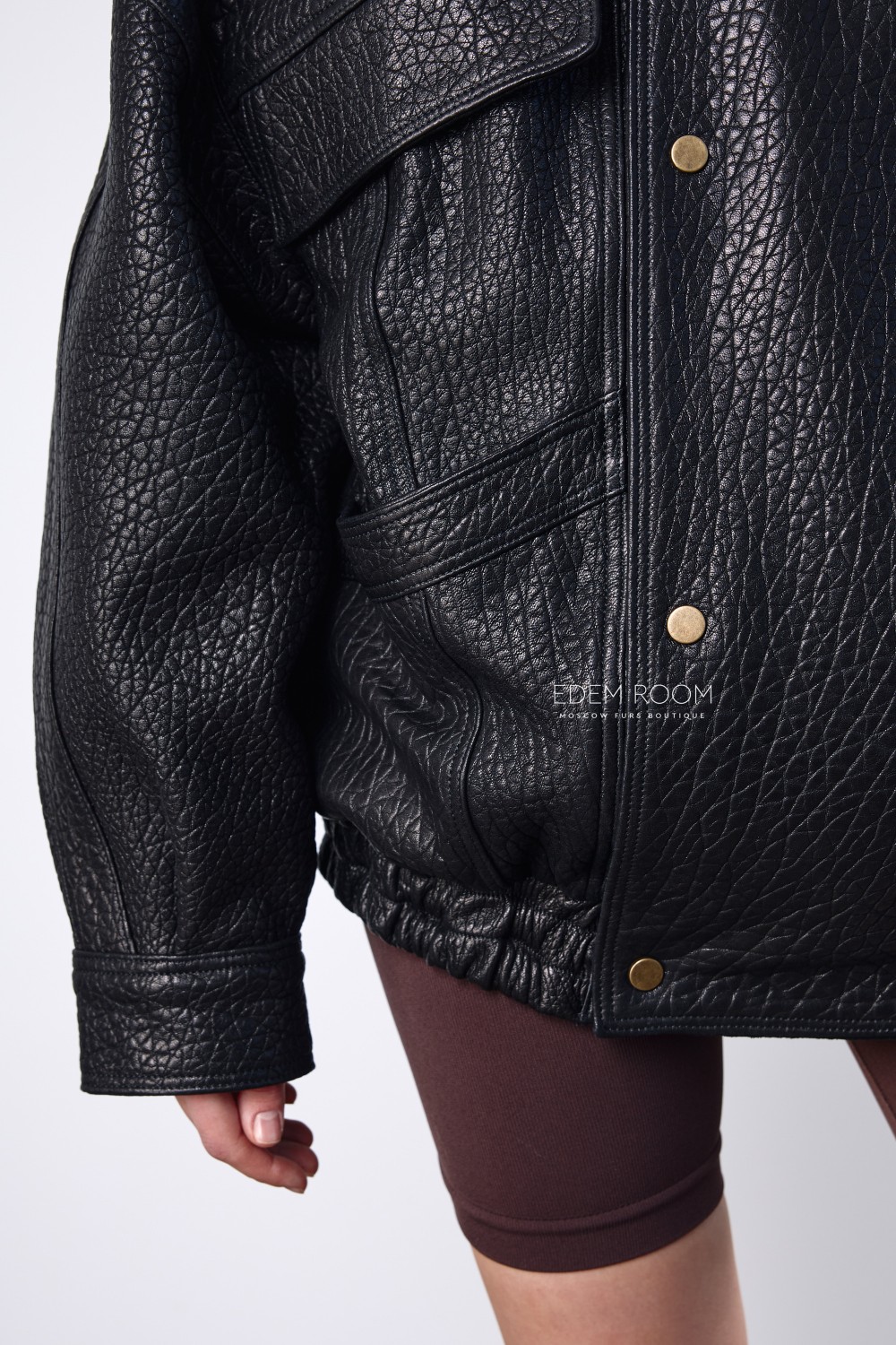 кожаная куртка