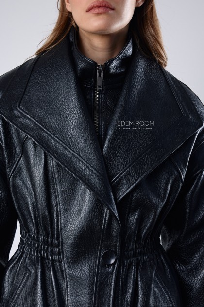 приталенная кожаная куртка