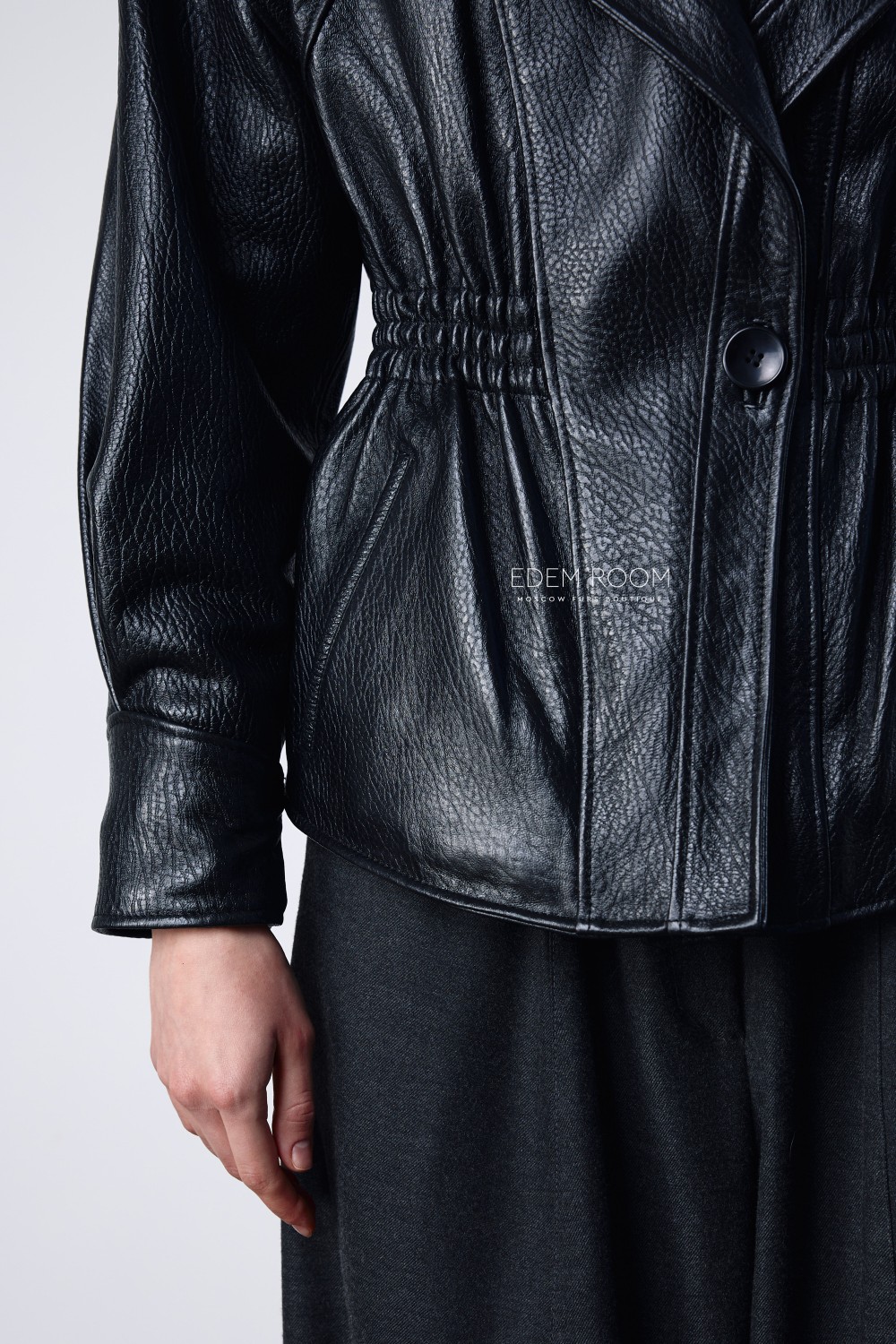 кожаная куртка