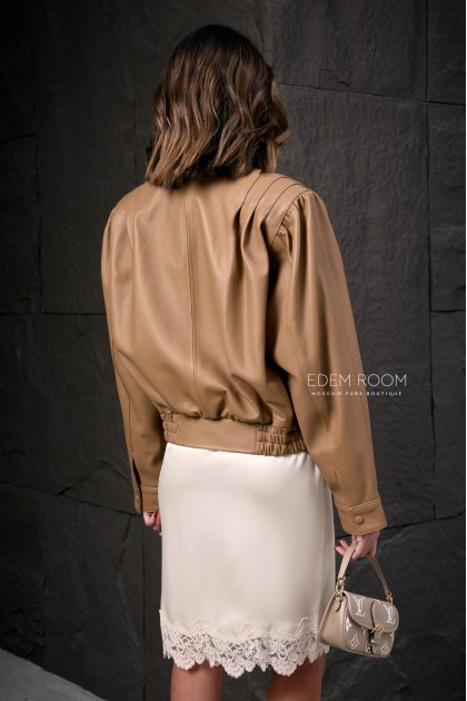 стильная кожаная куртка