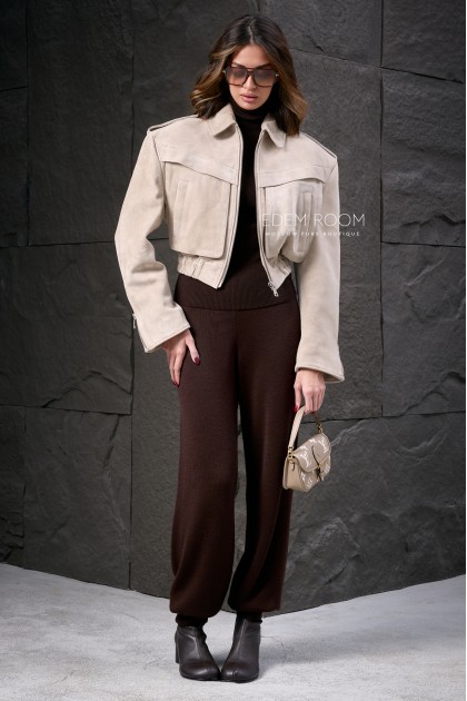 бомбер из замшевой кожи