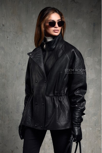 Удлинённая кожаная куртка