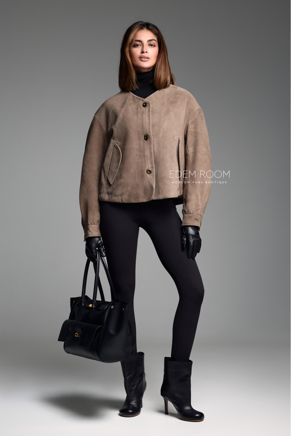 Замшевая куртка без воротника