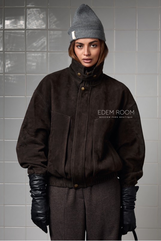 Замшевая куртка - бомбер