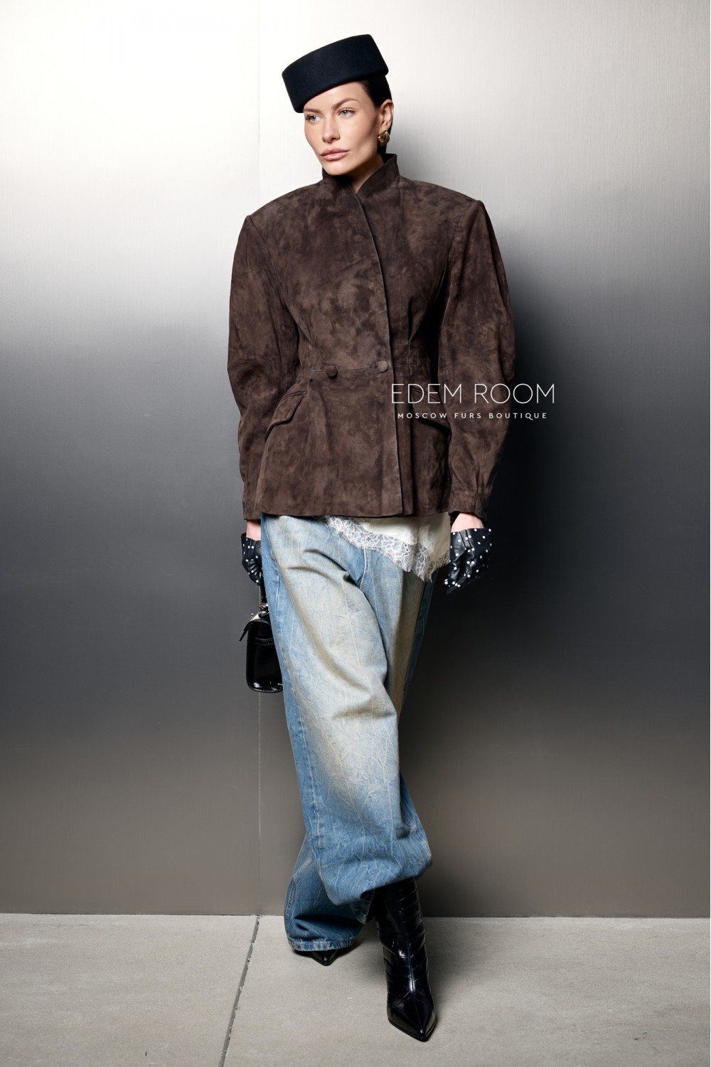  приталенный пиджак из замшевой кожи