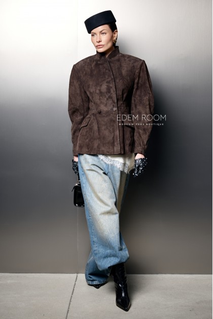  приталенный пиджак из замшевой кожи