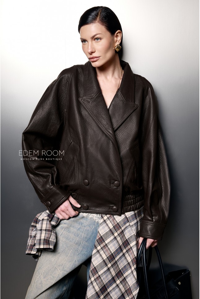 современная  женская куртка из кожи
