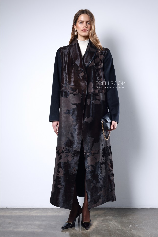 Итальянское пальто из меха - cavalino