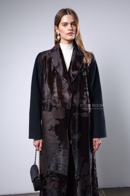 Итальянское пальто из меха - cavalino