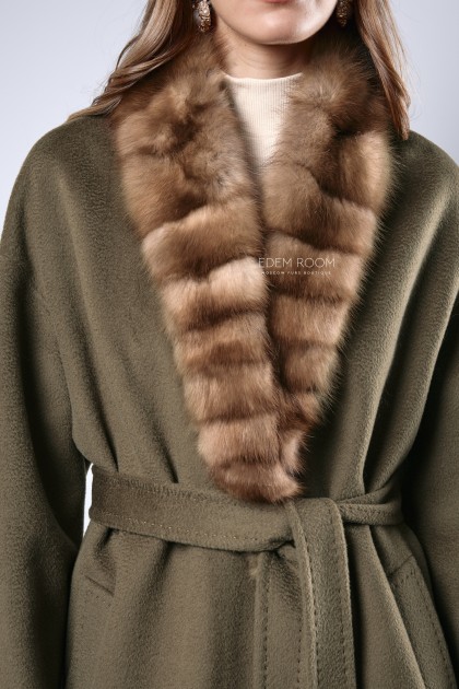 пальто с мехом