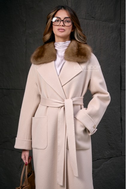 пальто с мехом