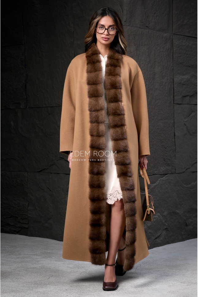 длинное пальто с мехом норки